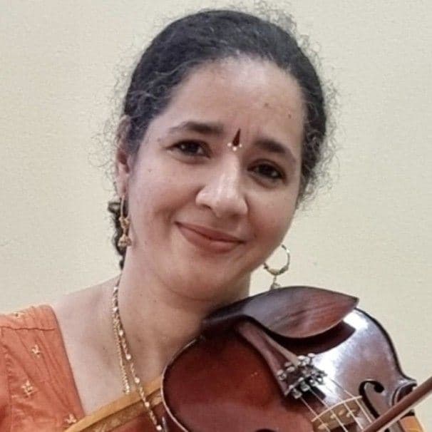 Bharati Murali — Carnatic Vocalist & Violinist